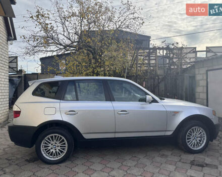 Серый БМВ Х3, объемом двигателя 2.49 л и пробегом 200 тыс. км за 8900 $, фото 2 на Automoto.ua