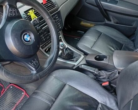 Серый БМВ Х3, объемом двигателя 2 л и пробегом 374 тыс. км за 8500 $, фото 1 на Automoto.ua