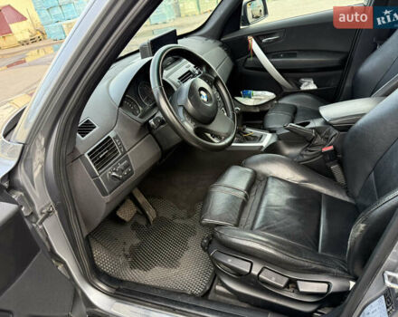 Сірий БМВ Х3, об'ємом двигуна 3.01 л та пробігом 350 тис. км за 9600 $, фото 5 на Automoto.ua