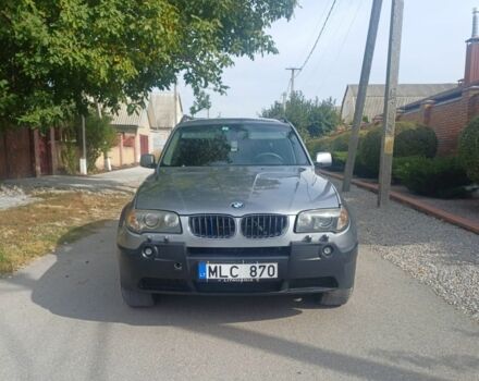 Серый БМВ Х3, объемом двигателя 3 л и пробегом 300 тыс. км за 4900 $, фото 1 на Automoto.ua