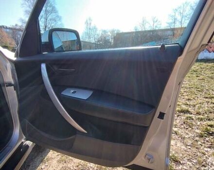 Серый БМВ Х3, объемом двигателя 2.99 л и пробегом 296 тыс. км за 9200 $, фото 7 на Automoto.ua