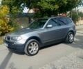 Серый БМВ Х3, объемом двигателя 3 л и пробегом 300 тыс. км за 4900 $, фото 2 на Automoto.ua