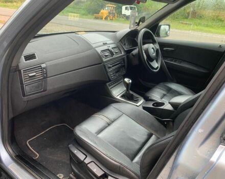 Серый БМВ Х3, объемом двигателя 2 л и пробегом 280 тыс. км за 3000 $, фото 6 на Automoto.ua