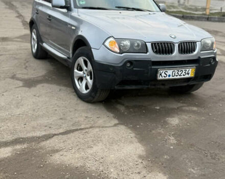 Серый БМВ Х3, объемом двигателя 2 л и пробегом 475 тыс. км за 4618 $, фото 1 на Automoto.ua