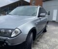 Серый БМВ Х3, объемом двигателя 2 л и пробегом 250 тыс. км за 5000 $, фото 1 на Automoto.ua