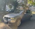 Серый БМВ Х3, объемом двигателя 2 л и пробегом 300 тыс. км за 4300 $, фото 1 на Automoto.ua
