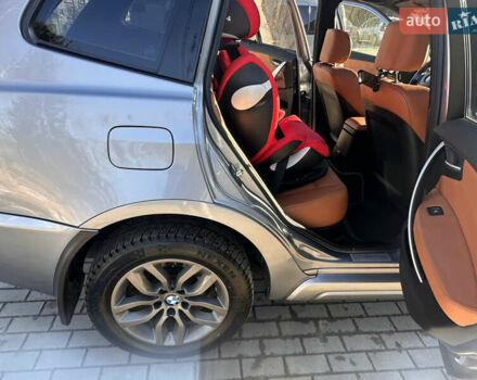 Серый БМВ Х3, объемом двигателя 3 л и пробегом 309 тыс. км за 12500 $, фото 10 на Automoto.ua