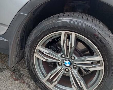 Серый БМВ Х3, объемом двигателя 3 л и пробегом 198 тыс. км за 9000 $, фото 7 на Automoto.ua