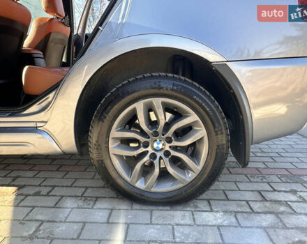 Серый БМВ Х3, объемом двигателя 3 л и пробегом 309 тыс. км за 12500 $, фото 9 на Automoto.ua