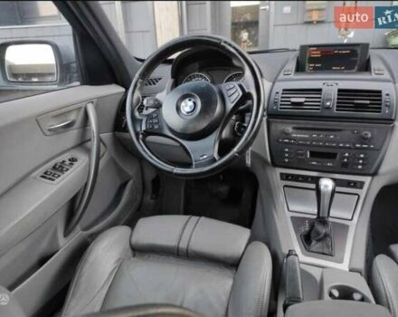 Серый БМВ Х3, объемом двигателя 3 л и пробегом 296 тыс. км за 7000 $, фото 5 на Automoto.ua