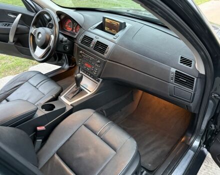 Серый БМВ Х3, объемом двигателя 3 л и пробегом 337 тыс. км за 6350 $, фото 20 на Automoto.ua