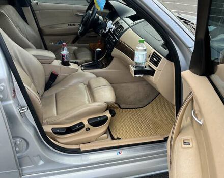 Сірий БМВ Х3, об'ємом двигуна 2.99 л та пробігом 389 тис. км за 8500 $, фото 19 на Automoto.ua