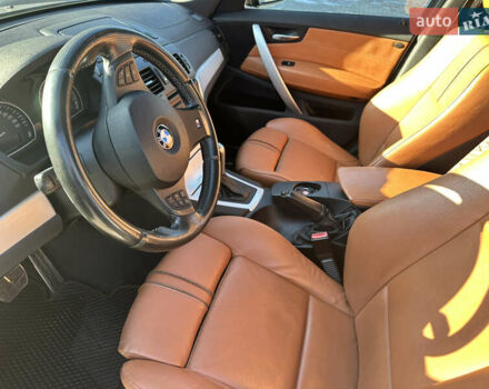 Серый БМВ Х3, объемом двигателя 3 л и пробегом 309 тыс. км за 12500 $, фото 29 на Automoto.ua