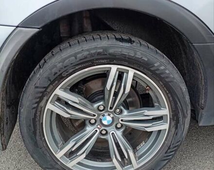 Серый БМВ Х3, объемом двигателя 3 л и пробегом 200 тыс. км за 8500 $, фото 6 на Automoto.ua