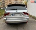Серый БМВ Х3, объемом двигателя 2 л и пробегом 310 тыс. км за 4650 $, фото 5 на Automoto.ua