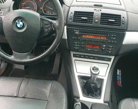 Серый БМВ Х3, объемом двигателя 2 л и пробегом 314 тыс. км за 4500 $, фото 10 на Automoto.ua