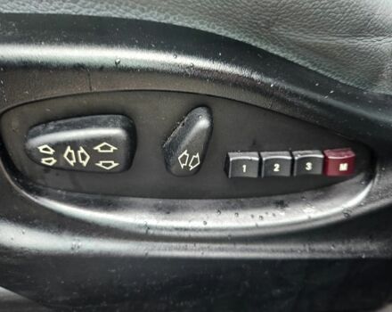 Серый БМВ Х3, объемом двигателя 3 л и пробегом 440 тыс. км за 4600 $, фото 6 на Automoto.ua
