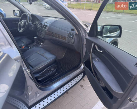 Серый БМВ Х3, объемом двигателя 3 л и пробегом 244 тыс. км за 11500 $, фото 10 на Automoto.ua