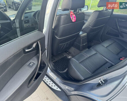 Серый БМВ Х3, объемом двигателя 3 л и пробегом 244 тыс. км за 11500 $, фото 12 на Automoto.ua