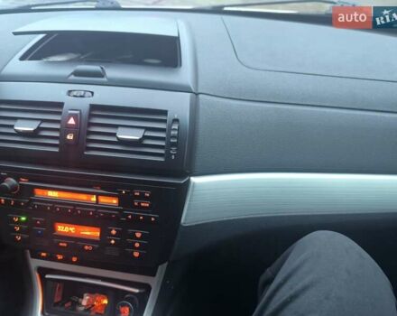 Серый БМВ Х3, объемом двигателя 2 л и пробегом 371 тыс. км за 9200 $, фото 19 на Automoto.ua