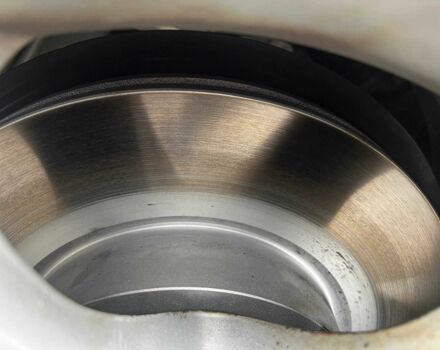 Серый БМВ Х3, объемом двигателя 3 л и пробегом 320 тыс. км за 6900 $, фото 8 на Automoto.ua