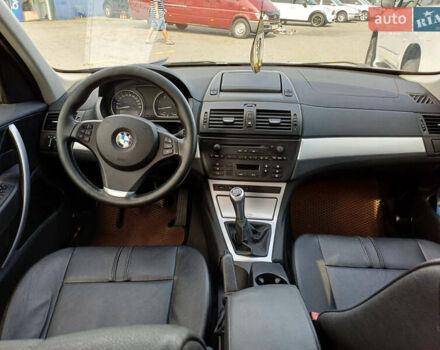 Серый БМВ Х3, объемом двигателя 2 л и пробегом 285 тыс. км за 9200 $, фото 17 на Automoto.ua