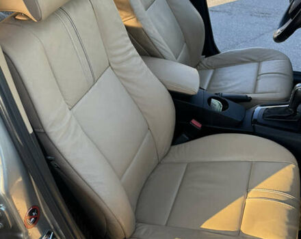 Сірий БМВ Х3, об'ємом двигуна 2.5 л та пробігом 177 тис. км за 8900 $, фото 8 на Automoto.ua