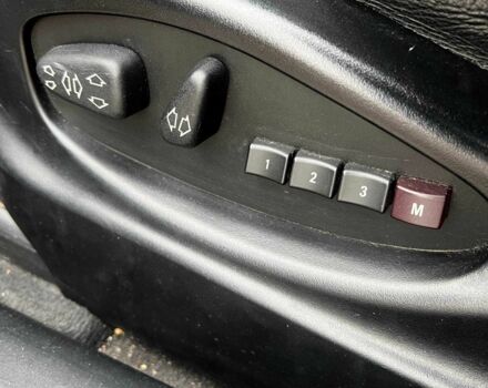 Серый БМВ Х3, объемом двигателя 3 л и пробегом 320 тыс. км за 6900 $, фото 12 на Automoto.ua