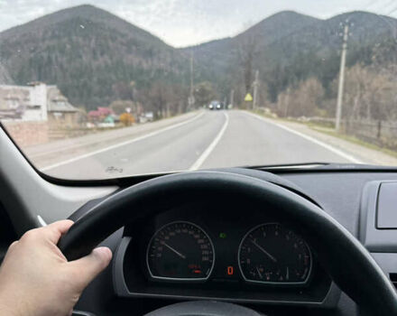 Серый БМВ Х3, объемом двигателя 3 л и пробегом 234 тыс. км за 9500 $, фото 3 на Automoto.ua