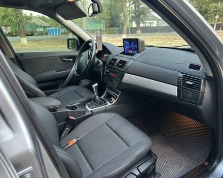 Серый БМВ Х3, объемом двигателя 2 л и пробегом 189 тыс. км за 9299 $, фото 4 на Automoto.ua