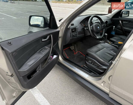 Серый БМВ Х3, объемом двигателя 3 л и пробегом 234 тыс. км за 9500 $, фото 21 на Automoto.ua