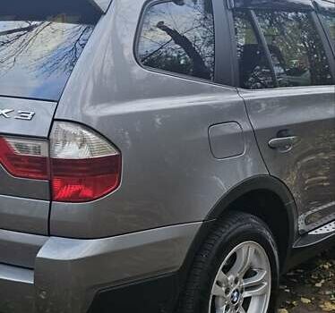 Серый БМВ Х3, объемом двигателя 2 л и пробегом 270 тыс. км за 10000 $, фото 8 на Automoto.ua