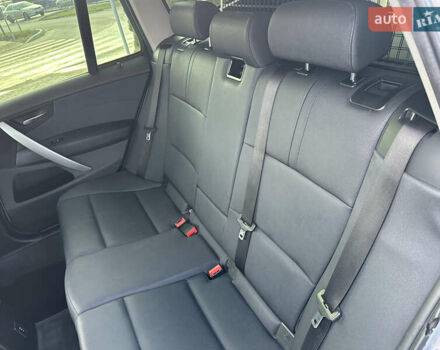 Серый БМВ Х3, объемом двигателя 2 л и пробегом 254 тыс. км за 11500 $, фото 82 на Automoto.ua