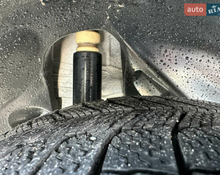 Серый БМВ Х3, объемом двигателя 2 л и пробегом 254 тыс. км за 11500 $, фото 50 на Automoto.ua