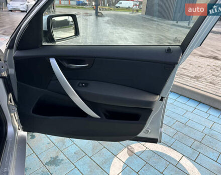 Серый БМВ Х3, объемом двигателя 2 л и пробегом 254 тыс. км за 11500 $, фото 102 на Automoto.ua