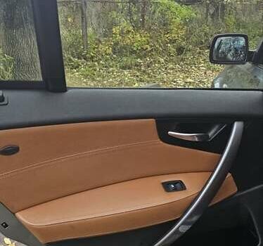 Серый БМВ Х3, объемом двигателя 2 л и пробегом 270 тыс. км за 10000 $, фото 30 на Automoto.ua