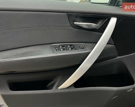 Серый БМВ Х3, объемом двигателя 2 л и пробегом 420 тыс. км за 8600 $, фото 21 на Automoto.ua