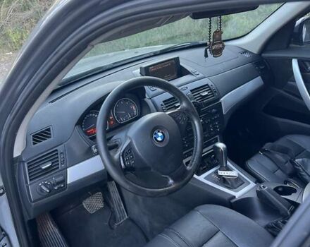 Серый БМВ Х3, объемом двигателя 2 л и пробегом 450 тыс. км за 10700 $, фото 3 на Automoto.ua