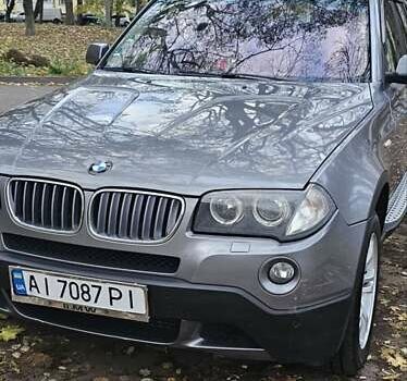 Серый БМВ Х3, объемом двигателя 2 л и пробегом 270 тыс. км за 10000 $, фото 4 на Automoto.ua