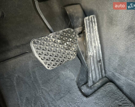 Серый БМВ Х3, объемом двигателя 2 л и пробегом 254 тыс. км за 11500 $, фото 80 на Automoto.ua