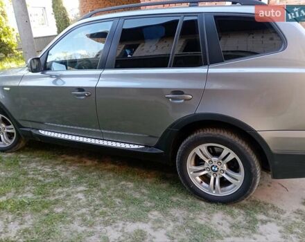 Серый БМВ Х3, объемом двигателя 2 л и пробегом 300 тыс. км за 10000 $, фото 4 на Automoto.ua