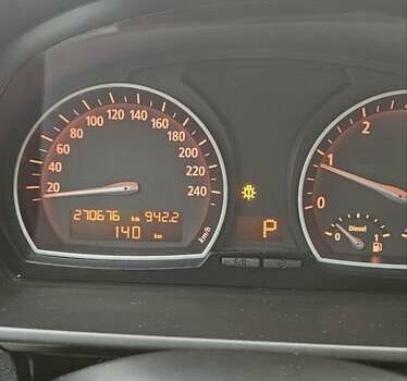 Серый БМВ Х3, объемом двигателя 2 л и пробегом 270 тыс. км за 10000 $, фото 3 на Automoto.ua