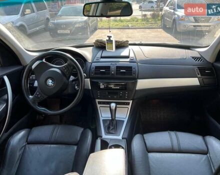 Серый БМВ Х3, объемом двигателя 2 л и пробегом 270 тыс. км за 5300 $, фото 1 на Automoto.ua