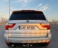 Серый БМВ Х3, объемом двигателя 2 л и пробегом 300 тыс. км за 4500 $, фото 3 на Automoto.ua