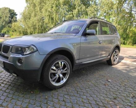 Серый БМВ Х3, объемом двигателя 2 л и пробегом 250 тыс. км за 9999 $, фото 1 на Automoto.ua
