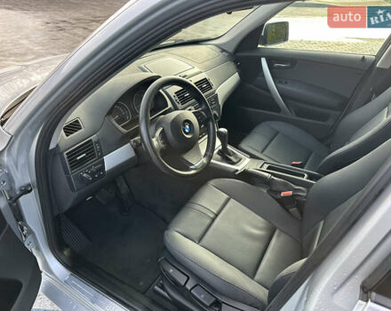 Серый БМВ Х3, объемом двигателя 2 л и пробегом 254 тыс. км за 11600 $, фото 64 на Automoto.ua