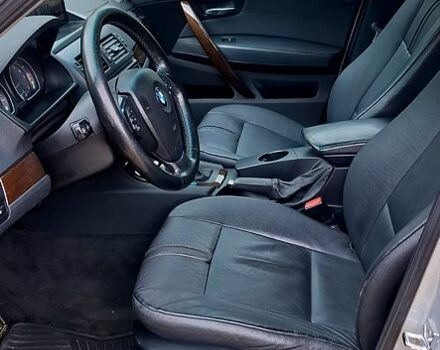 Серый БМВ Х3, объемом двигателя 3 л и пробегом 260 тыс. км за 9200 $, фото 10 на Automoto.ua