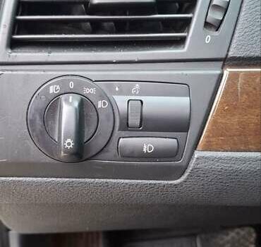 Сірий БМВ Х3, об'ємом двигуна 3 л та пробігом 262 тис. км за 9200 $, фото 37 на Automoto.ua