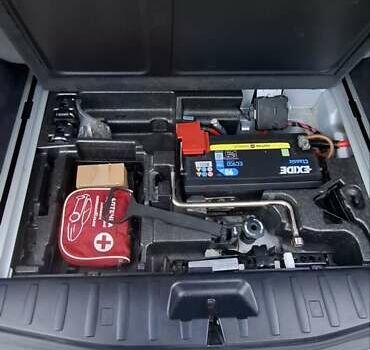 Серый БМВ Х3, объемом двигателя 3 л и пробегом 260 тыс. км за 9200 $, фото 55 на Automoto.ua