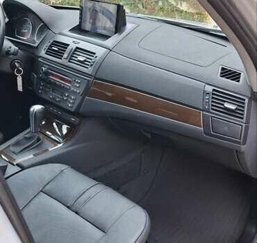 Сірий БМВ Х3, об'ємом двигуна 3 л та пробігом 262 тис. км за 9200 $, фото 42 на Automoto.ua